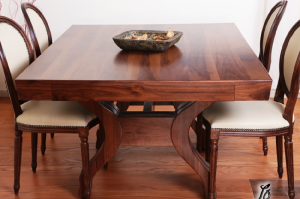 chunky dining table and chairs
